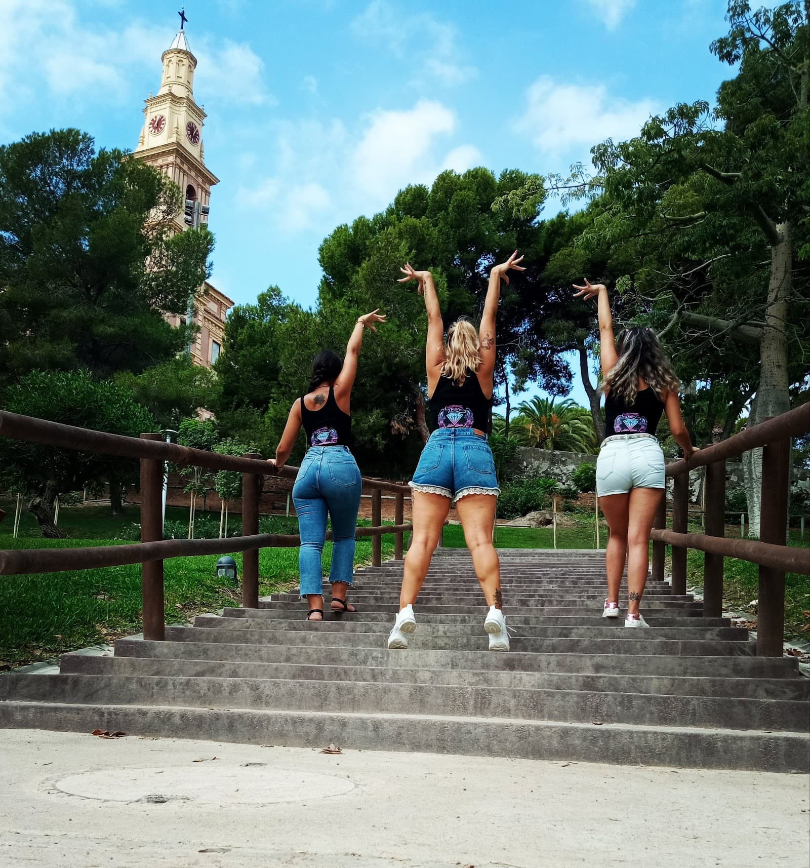 Academia de baile Campanilla Dance Latin Studio. Granada