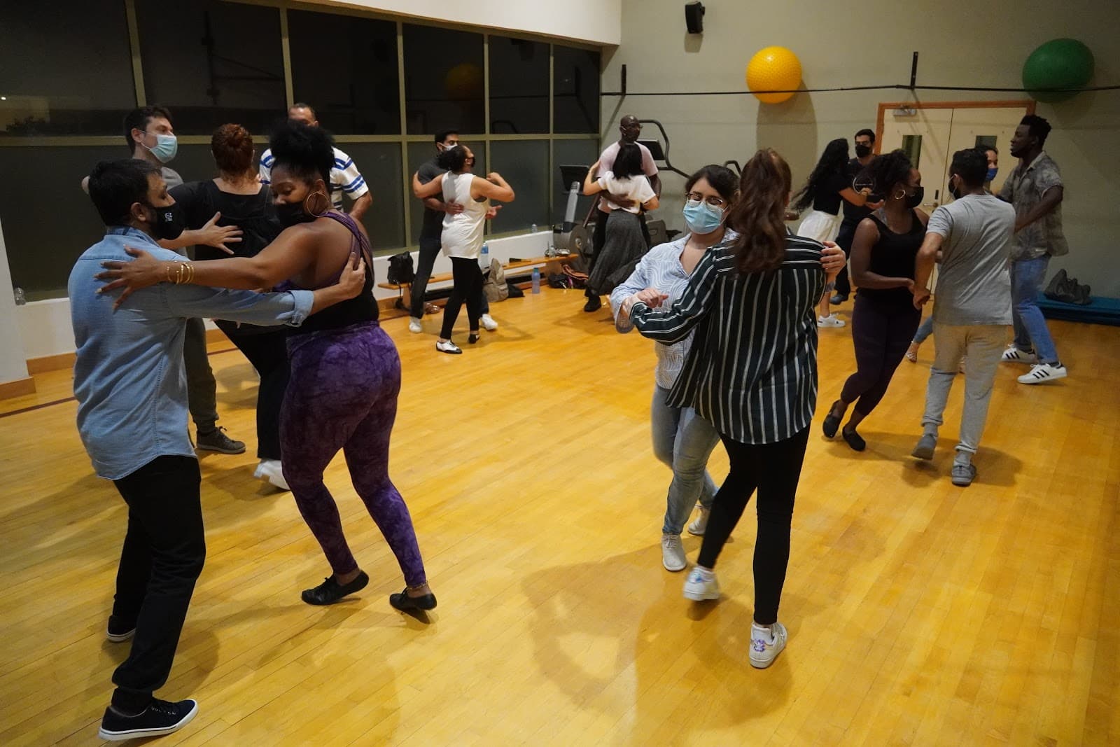 Ritmos Dance Community - Salsa Bachata Kizomba Classes. Abu Dhabi, ABU DHABI EMIRATE