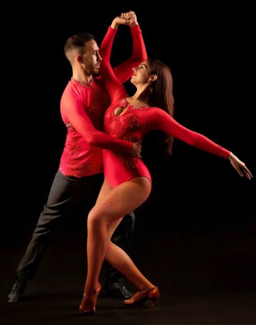 School Dances Latines Salsa, Bachata, Kizomba - Salsanueva Paris. Paris, ÎLE-DE-FRANCE